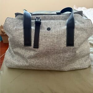 lululemon athletica Gray gym bag
